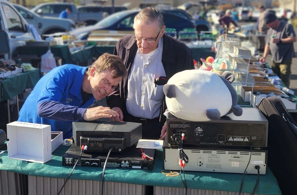 WVARC members and visitors browsing the annual Swapfest Tailgate